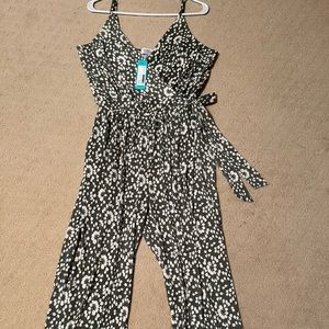 Kaileigh cropped jumpsuit from Stitch Fix.